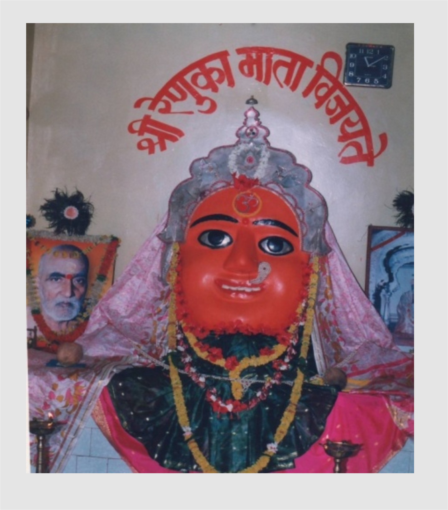 ०१. देवीचा प्रतिष्ठानपने पूर्वीचा तांदळा